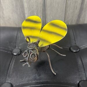 Mini Rock And Bent Metal Honey Bee Yellow And Black Wings Mexicana Art